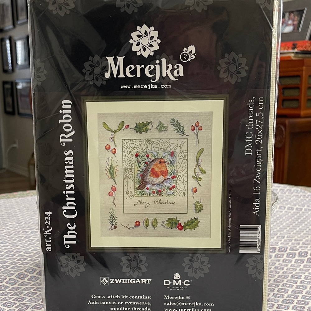 Merejka Christmas Robin Cross Stitch Kit
